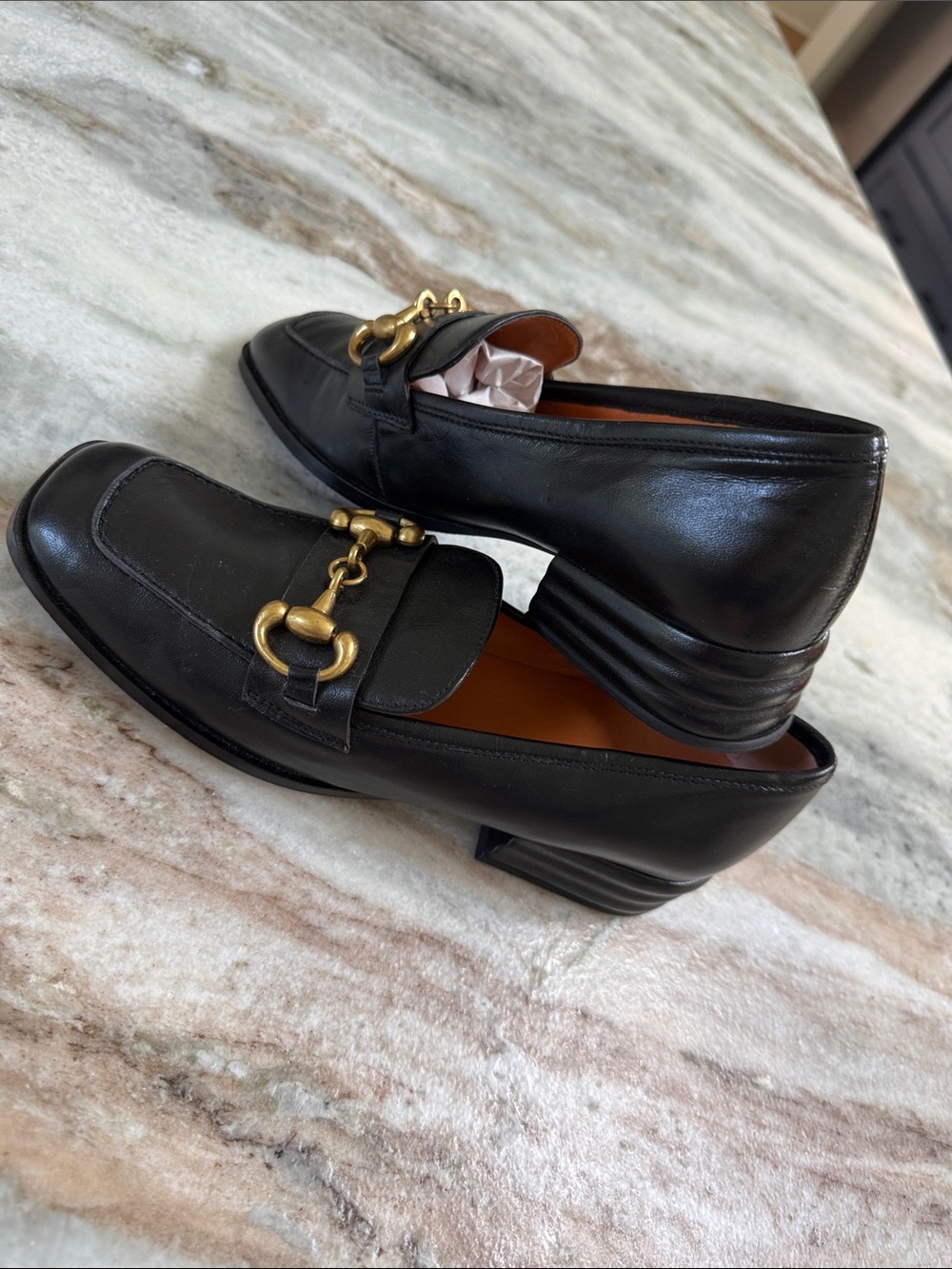 NWOT women’s SZ 8 SAINT G black loafers w/ gold horsebit